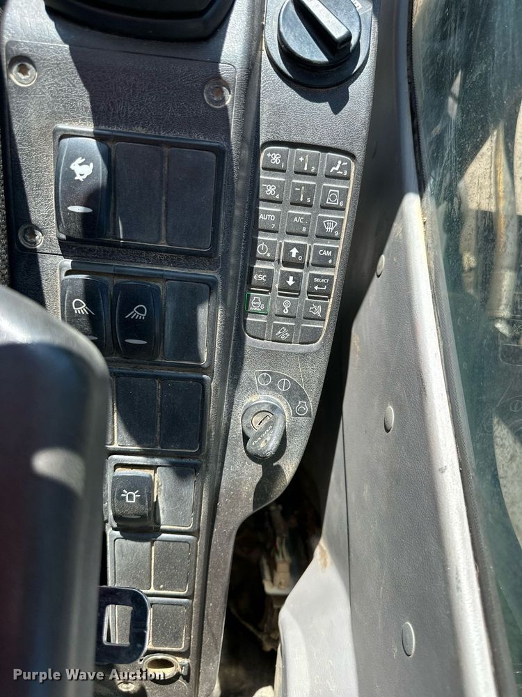 image for item DS2363 2013 Volvo ECR305CL  excavator