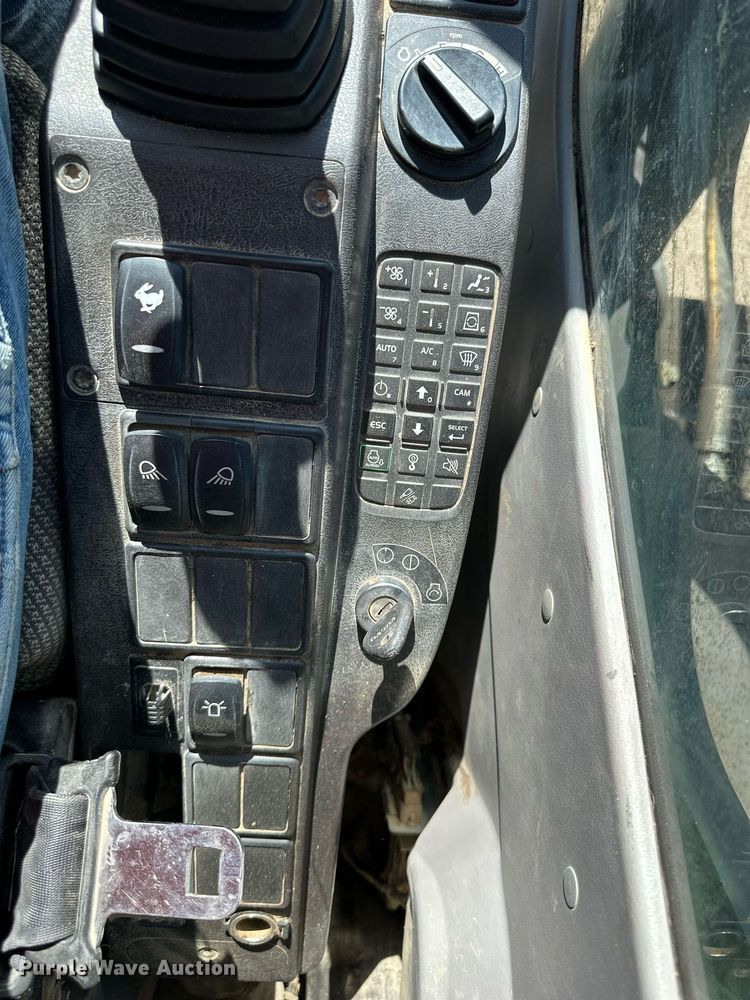 image for item DS2363 2013 Volvo ECR305CL  excavator