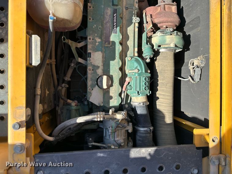 image for item DS2363 2013 Volvo ECR305CL  excavator