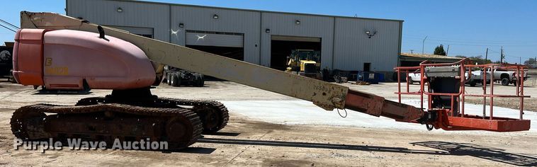 image for item DS2425 2001 JLG 600SC  boom lift