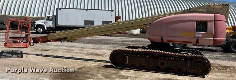 image for item DS2425 2001 JLG 600SC  boom lift