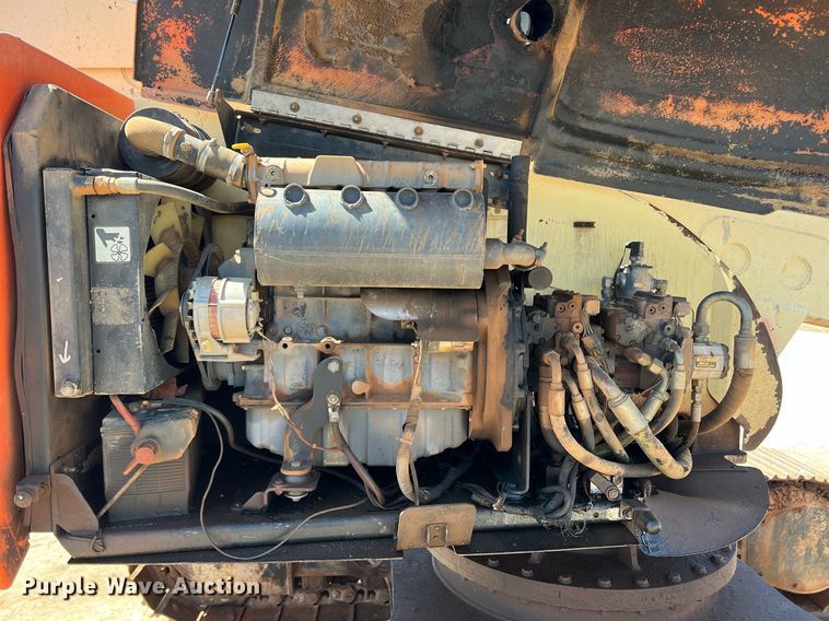 image for item DS2425 2001 JLG 600SC  boom lift