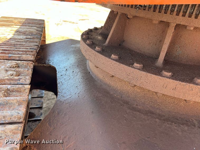 image for item DS2425 2001 JLG 600SC  boom lift