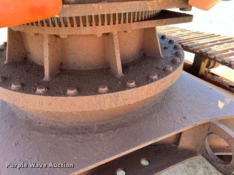 image for item DS2425 2001 JLG 600SC  boom lift