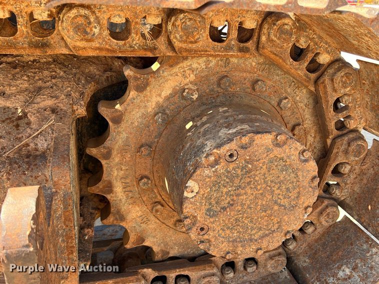 image for item DS2425 2001 JLG 600SC  boom lift