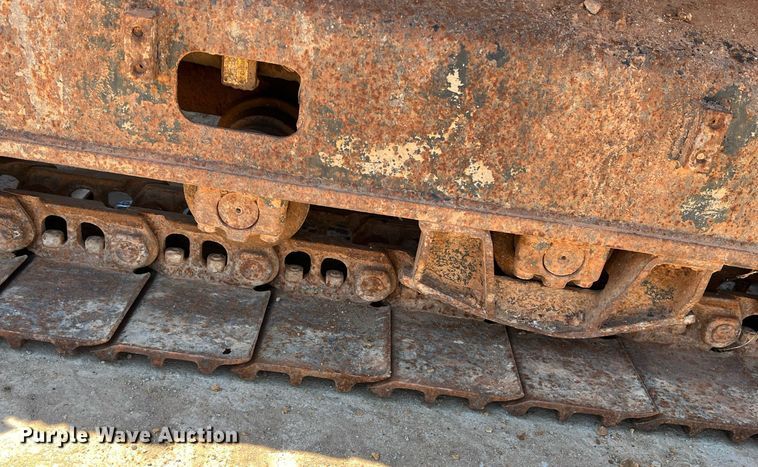 image for item DS2425 2001 JLG 600SC  boom lift