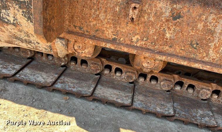 image for item DS2425 2001 JLG 600SC  boom lift