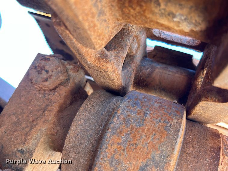 image for item DS2425 2001 JLG 600SC  boom lift