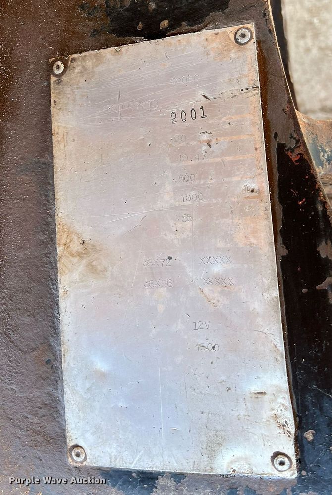 image for item DS2425 2001 JLG 600SC  boom lift