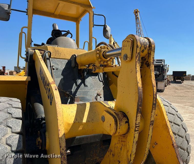 image for item DS2426 2007 Komatsu WA320-5L  wheel loader