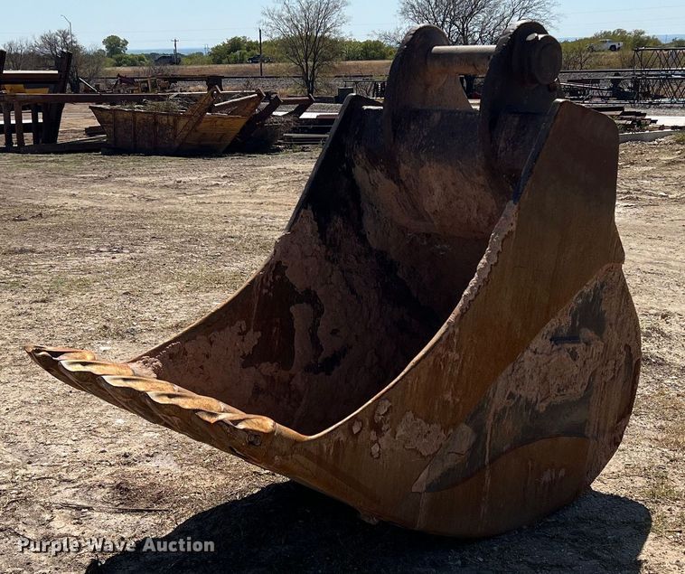 image for item DS2427 Excavator bucket