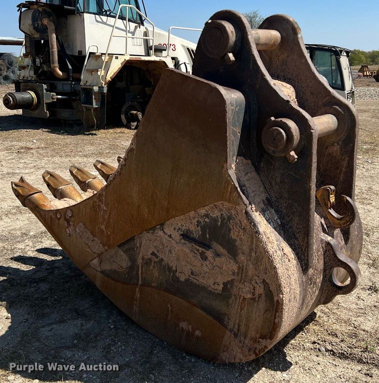 image for item DS2427 Excavator bucket