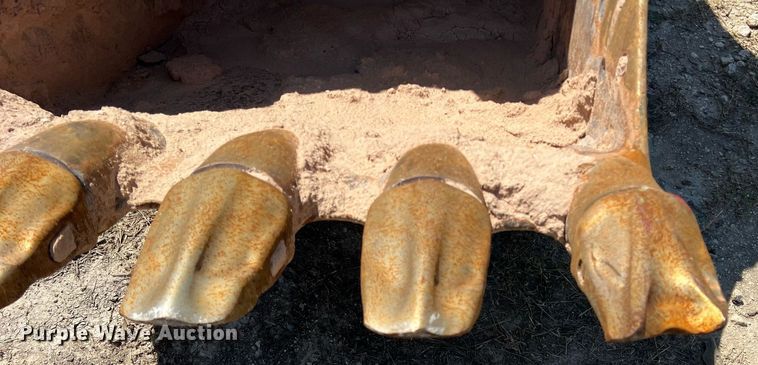 image for item DS2427 Excavator bucket