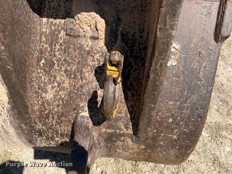 image for item DS2427 Excavator bucket