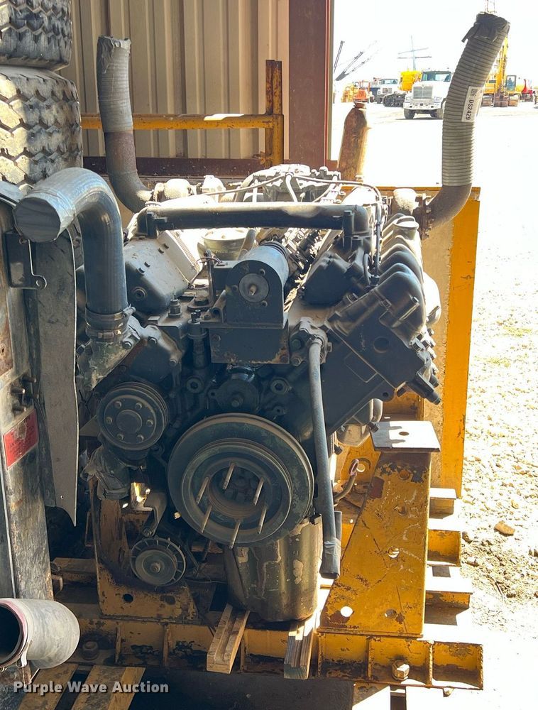 image for item DS2429 Mercedes Benz OM 422 A  engine