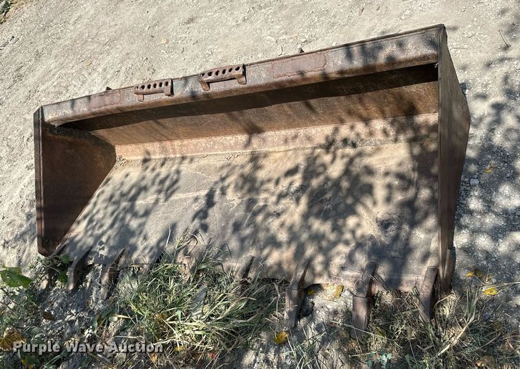 image for item DV1003 1997 Bobcat 963  skid steer loader