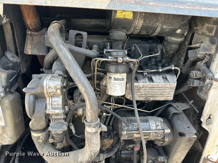 image for item DV1003 1997 Bobcat 963  skid steer loader