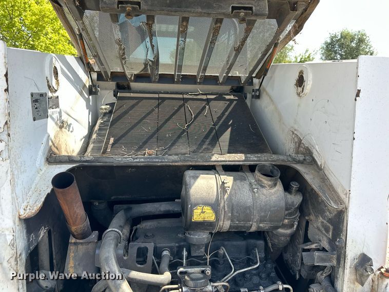 image for item DV1003 1997 Bobcat 963  skid steer loader