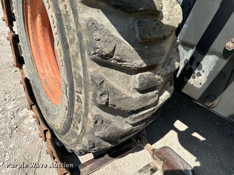 image for item DV1003 1997 Bobcat 963  skid steer loader