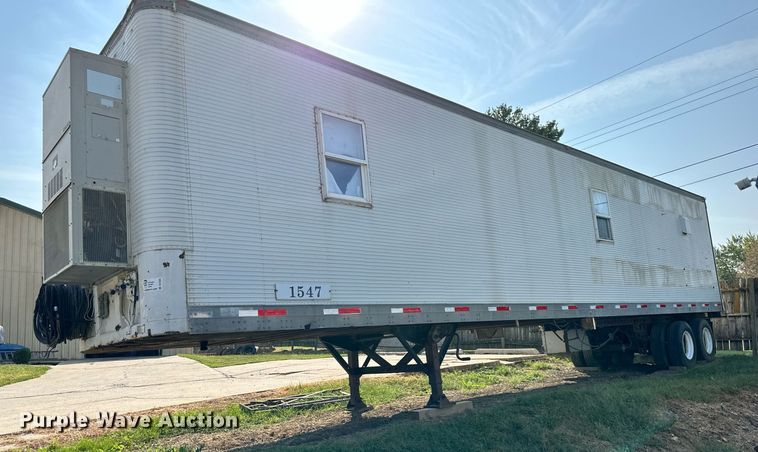 image for item DV1005 1985 Fruehauf DDT mobile office