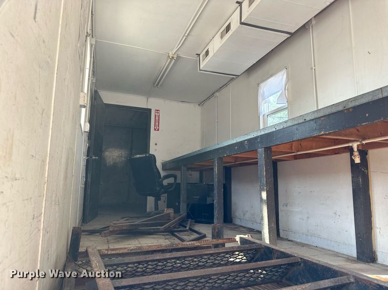 image for item DV1005 1985 Fruehauf DDT mobile office