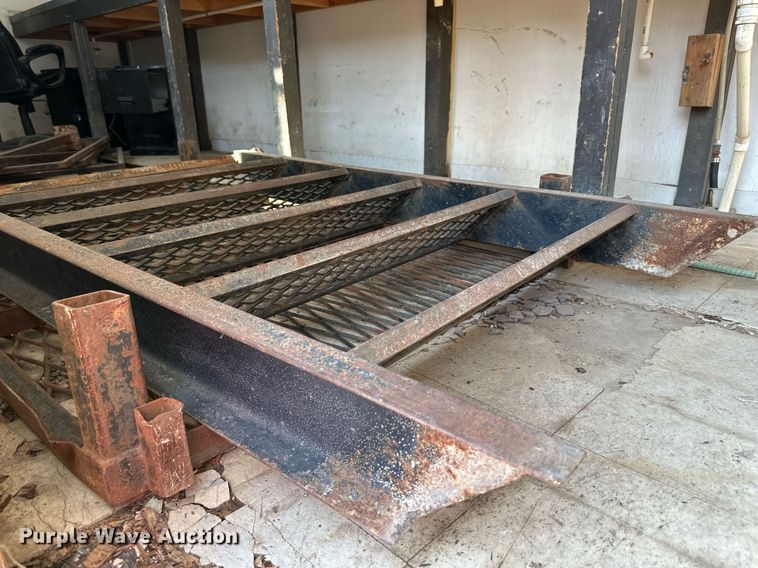 image for item DV1005 1985 Fruehauf DDT mobile office