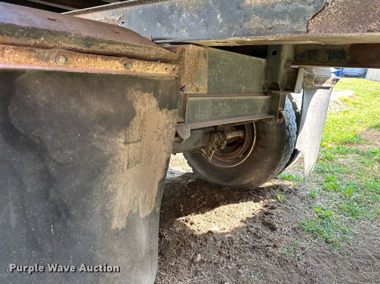 image for item DV1005 1985 Fruehauf DDT mobile office