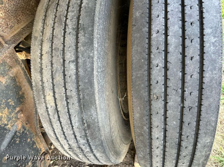 image for item DV1005 1985 Fruehauf DDT mobile office