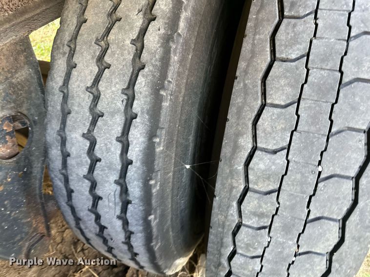 image for item DV1005 1985 Fruehauf DDT mobile office