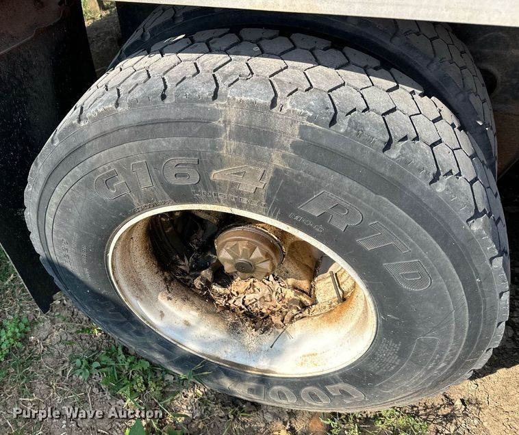 image for item DV1005 1985 Fruehauf DDT mobile office