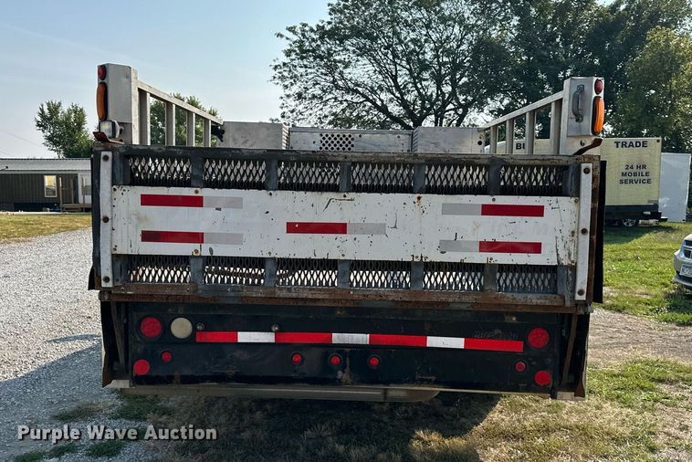 image for item DV1006 2005 Ford F450 Super Duty  utility / service truck