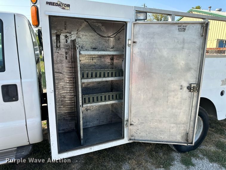 image for item DV1006 2005 Ford F450 Super Duty  utility / service truck