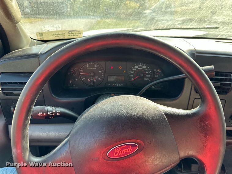 image for item DV1006 2005 Ford F450 Super Duty  utility / service truck