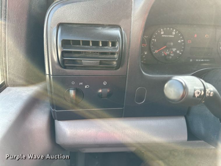 image for item DV1006 2005 Ford F450 Super Duty  utility / service truck