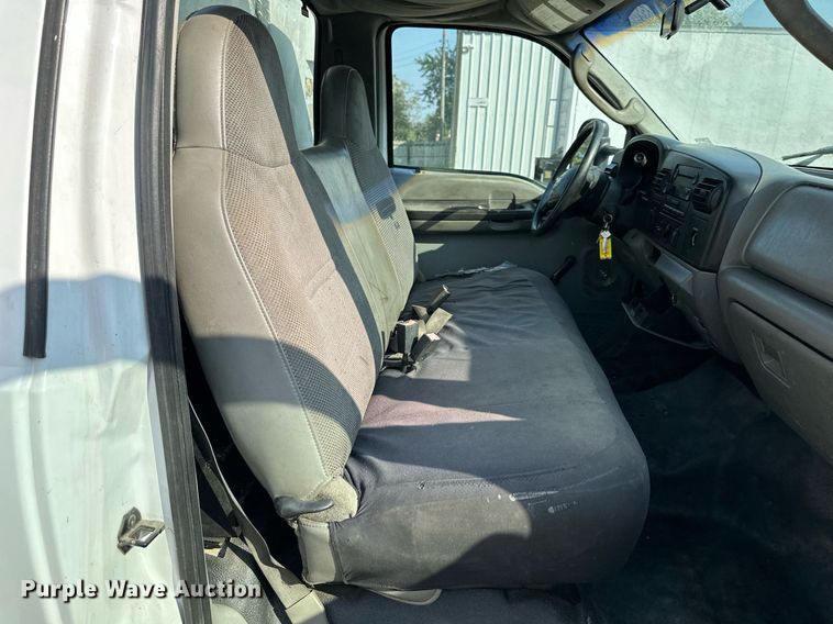 image for item DV1006 2005 Ford F450 Super Duty  utility / service truck