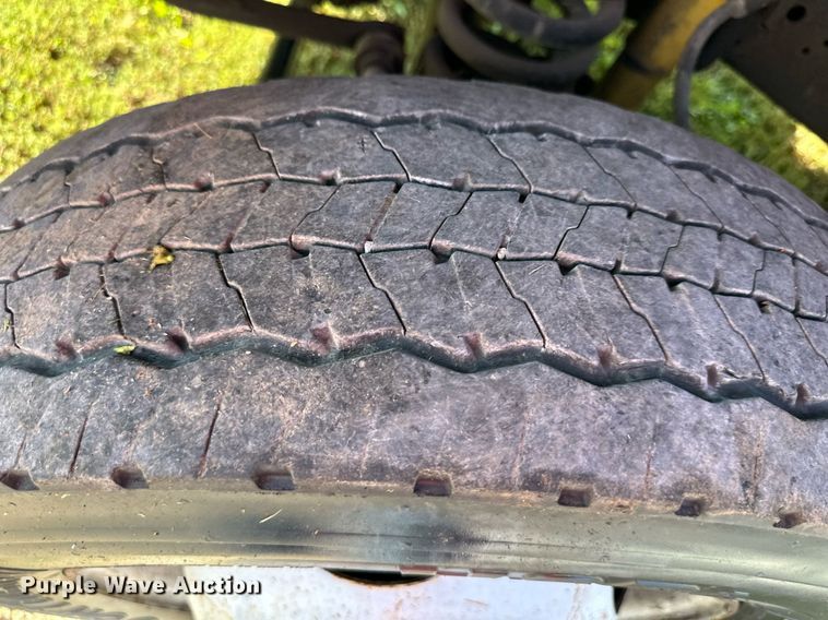 image for item DV1006 2005 Ford F450 Super Duty  utility / service truck