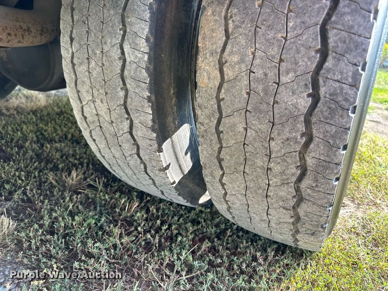 image for item DV1006 2005 Ford F450 Super Duty  utility / service truck