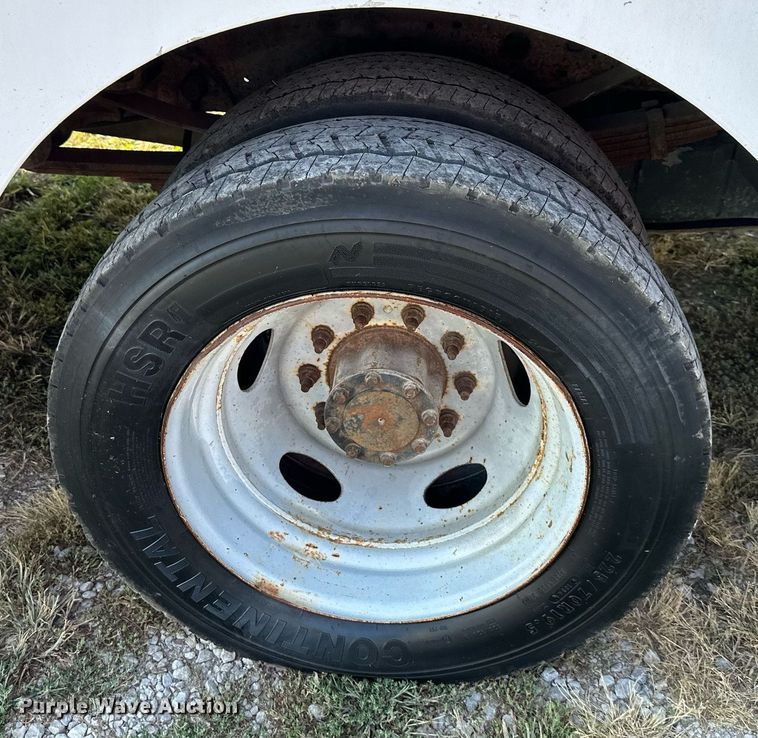 image for item DV1006 2005 Ford F450 Super Duty  utility / service truck