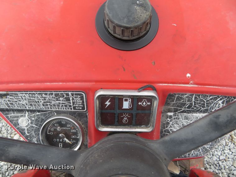 image for item FB9857 1992 Massey Ferguson 1010  tractor