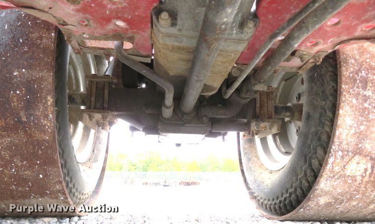 image for item FB9857 1992 Massey Ferguson 1010  tractor