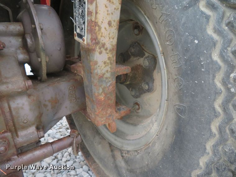 image for item FB9857 1992 Massey Ferguson 1010  tractor