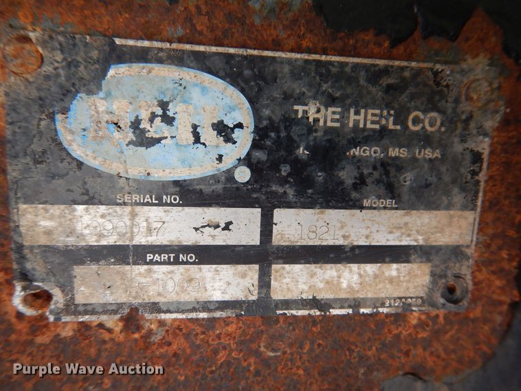 image for item IQ9771 1994 Ford LA9000  dump truck