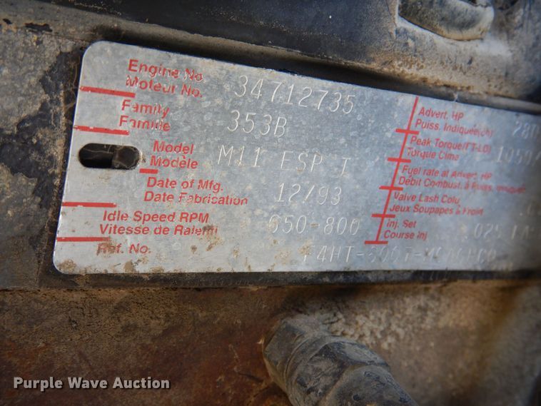 image for item IQ9771 1994 Ford LA9000  dump truck