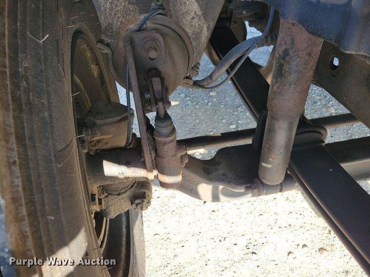 image for item IQ9931 2007 International 4300  hook lift truck