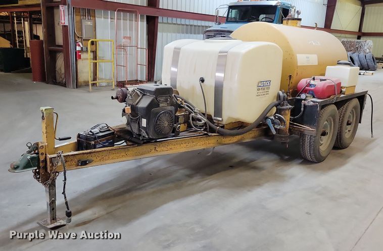 image for item IQ9932 1997 Ring-o-matic 550  vacuum excavator