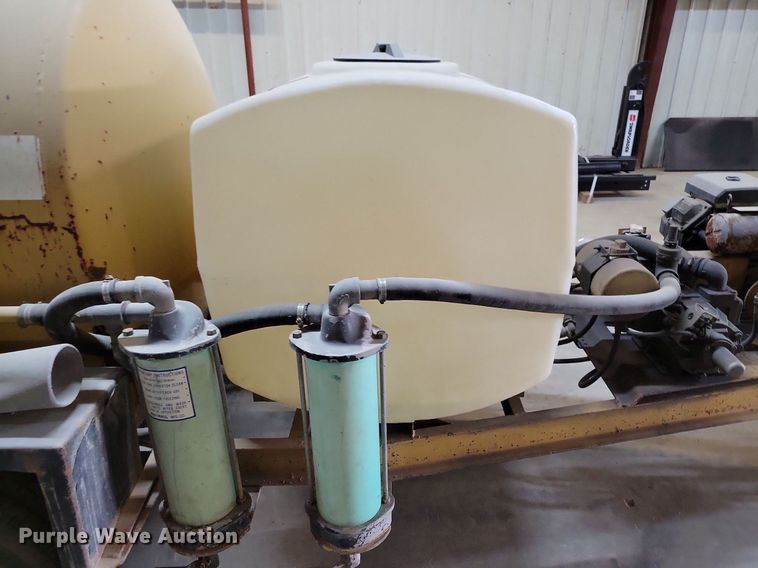 image for item IQ9932 1997 Ring-o-matic 550  vacuum excavator