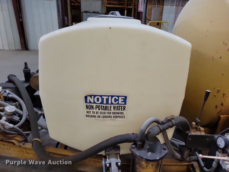 image for item IQ9932 1997 Ring-o-matic 550  vacuum excavator