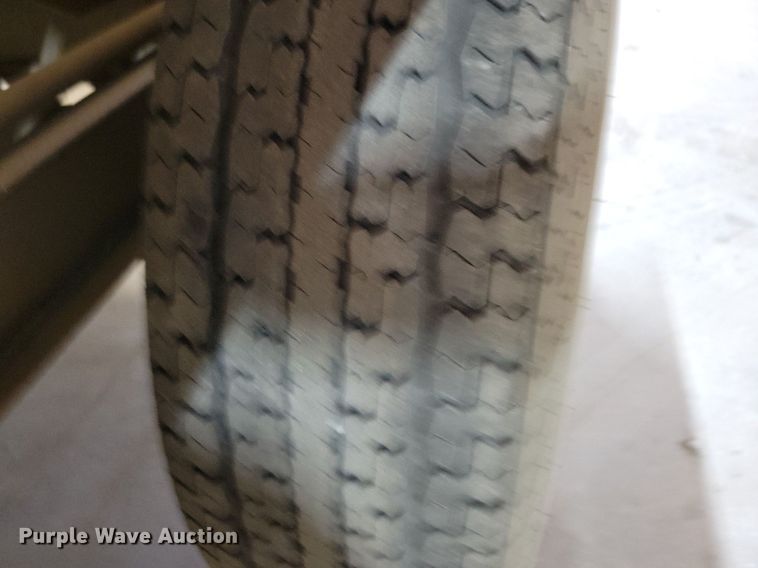 image for item IQ9932 1997 Ring-o-matic 550  vacuum excavator