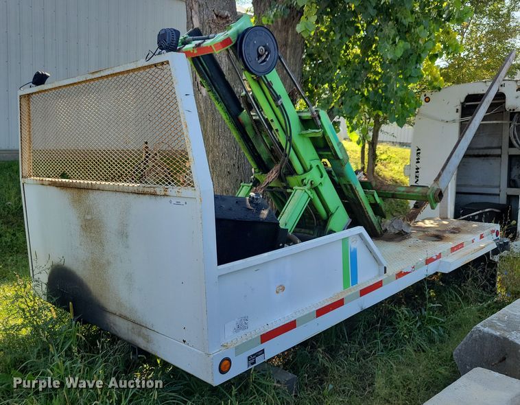 image for item IQ9933 2007 Norcal Waste Equipment NCCR-6000  dumpster delivery bed