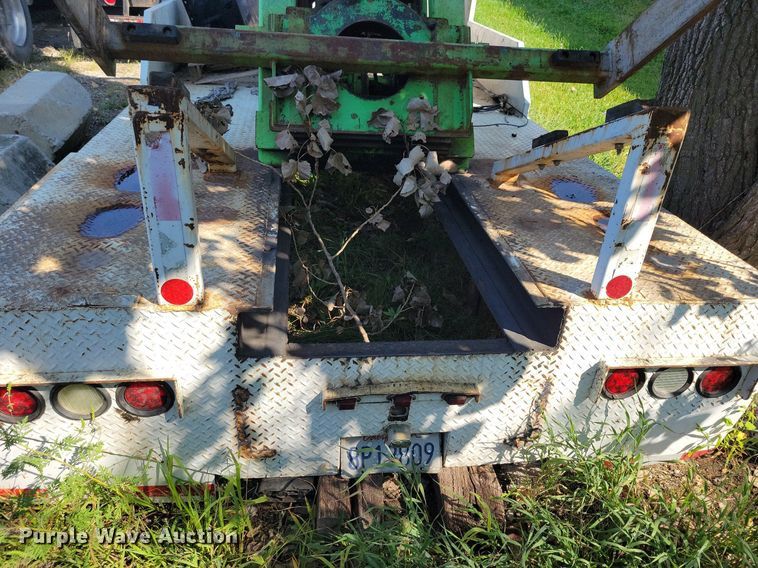 image for item IQ9933 2007 Norcal Waste Equipment NCCR-6000  dumpster delivery bed